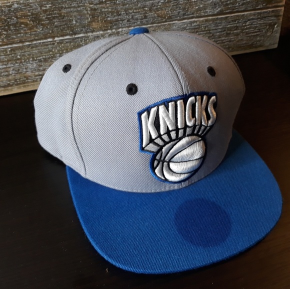 Other - Snapback knicks hat